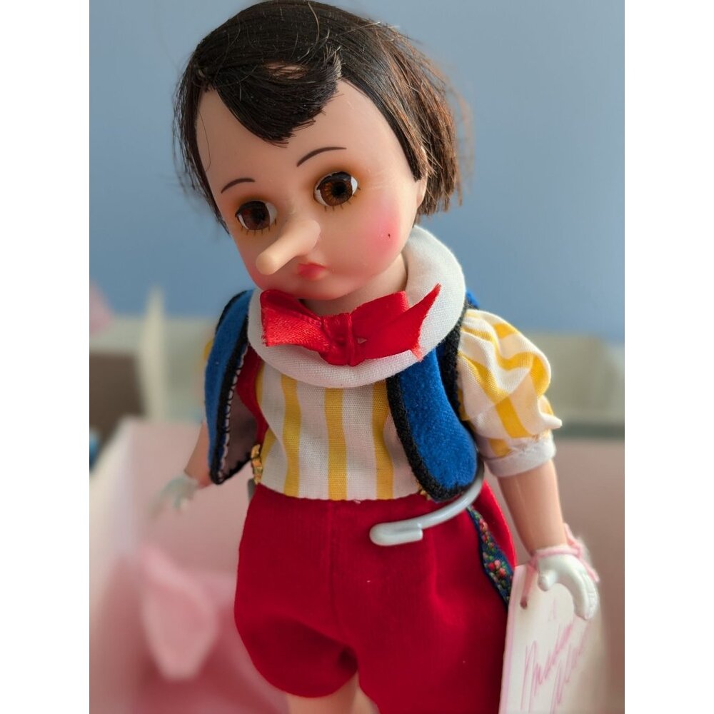 Madame Alexander Pinocchio Doll 8" Red Bow tie Disney Stand Original Box